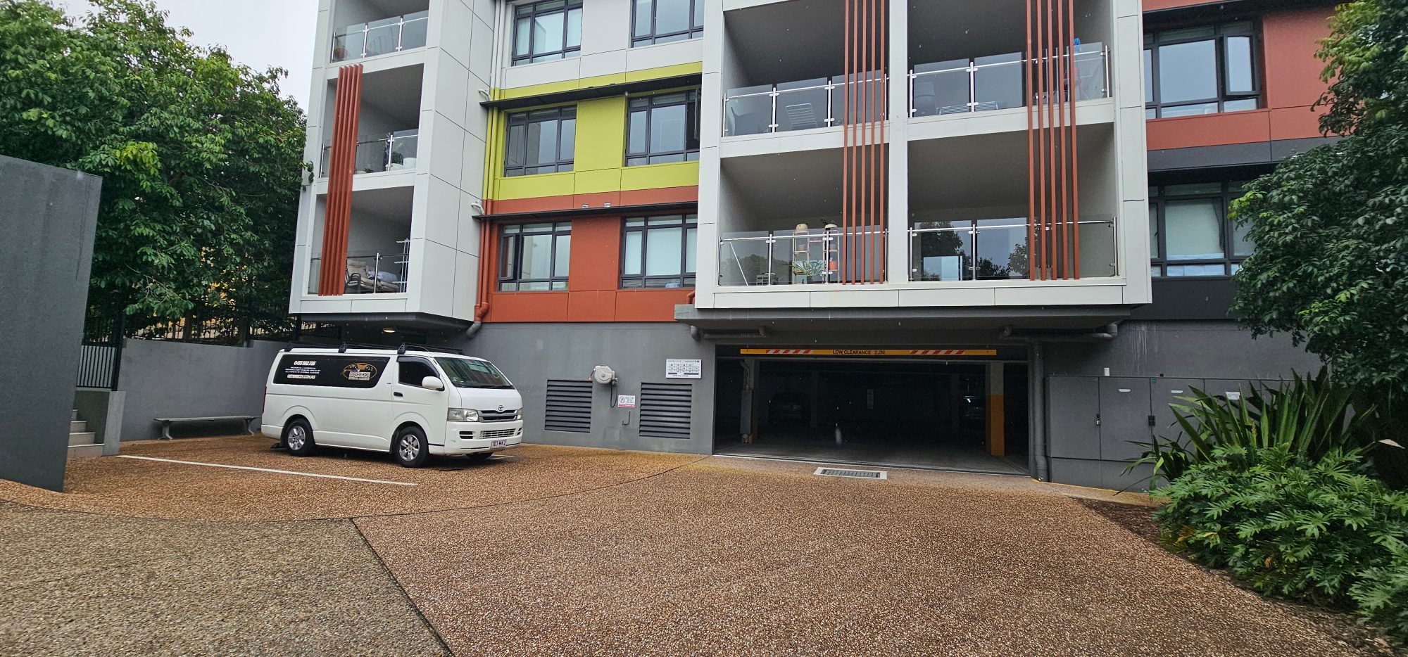 Multi-unit common area